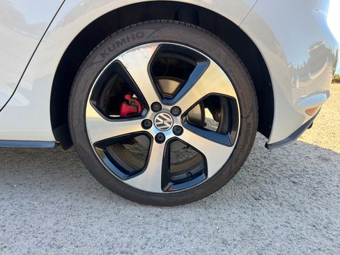 Used 2016 Volkswagen GTI S image 19