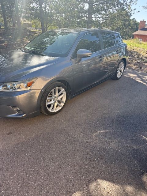 Used 2014 Lexus CT 200h FWD image 11