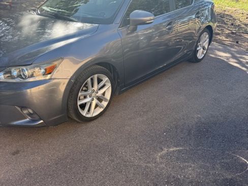 Used 2014 Lexus CT 200h FWD image 11