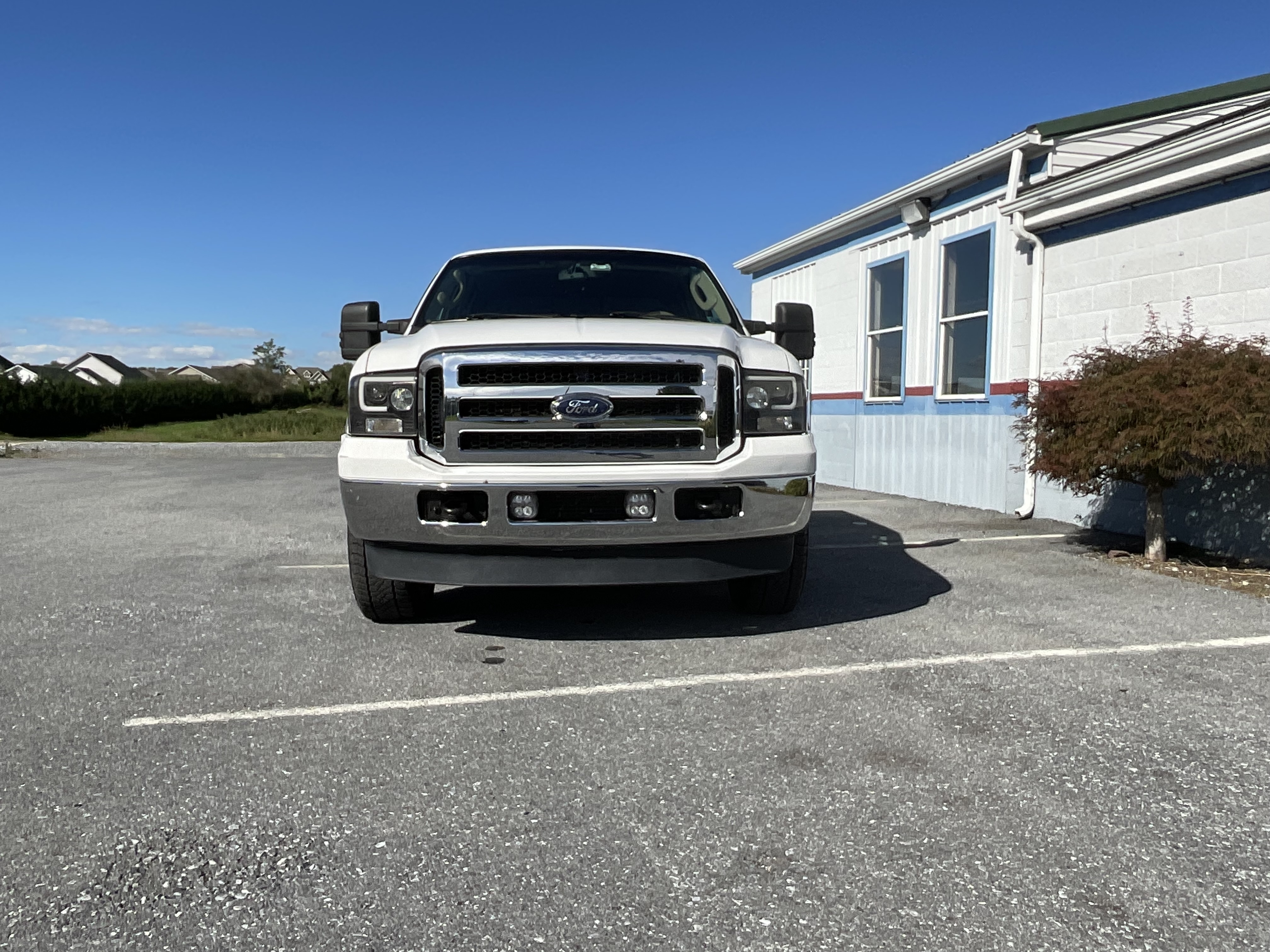 Used 2006 Ford F350 Lariat RWD image 4