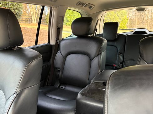 Used 2023 INFINITI QX80 Luxe w/ Cargo Package image 8
