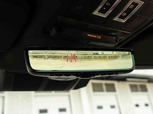 Used 2025 Land Rover Defender 130 V8 image 20