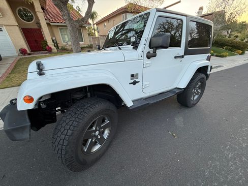 Used 2012 Jeep Wrangler Sport image 1