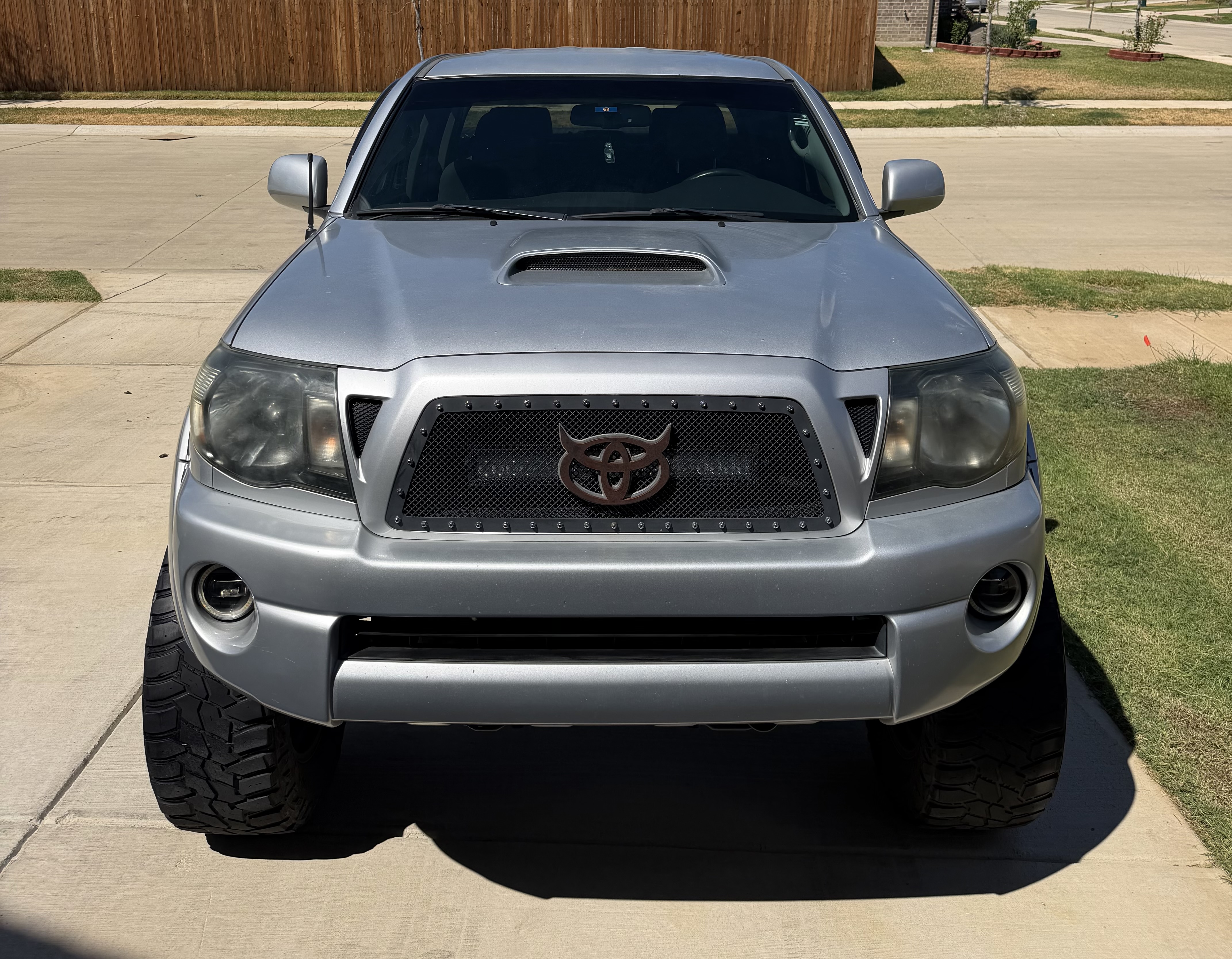 Used 2010 Toyota Tacoma PreRunner w/ TRD Sport Pkg RWD image 6