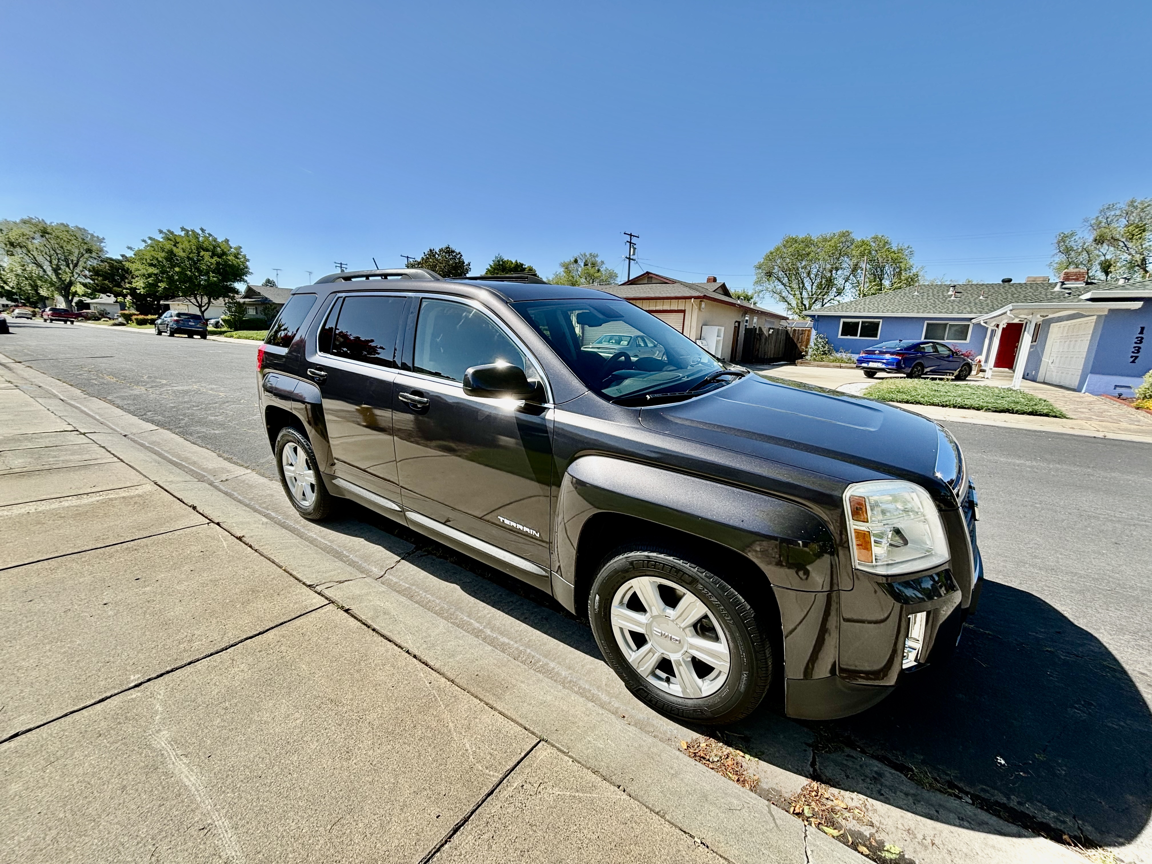 Used 2014 GMC Terrain SLE FWD image 1