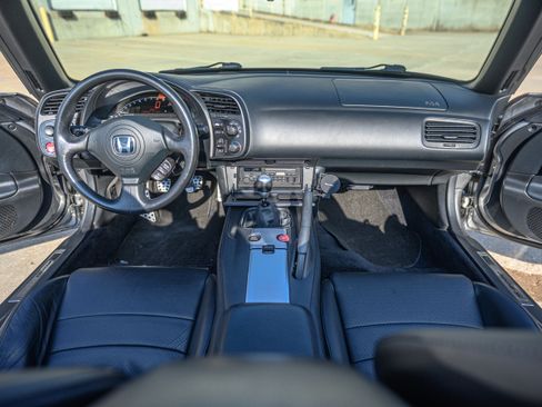 Used 2004 Honda S2000 image 15