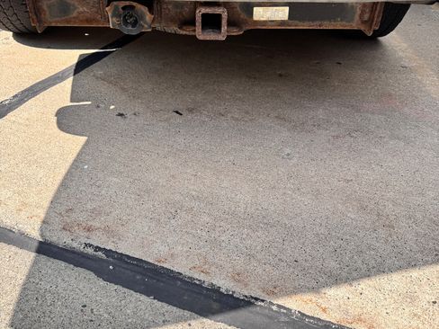 Used 2013 Chevrolet Express 2500 Van 3D w/ Power Package image 9