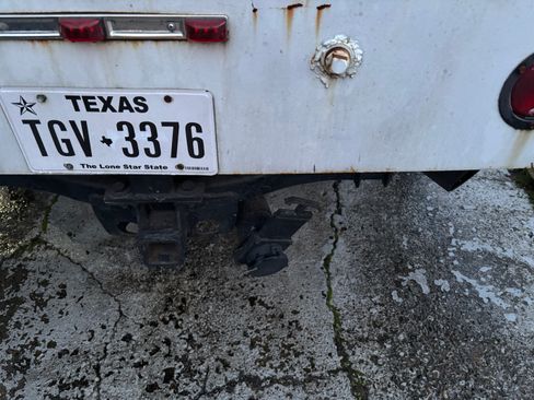 Used 2011 Chevrolet Silverado 3500 W/T image 11