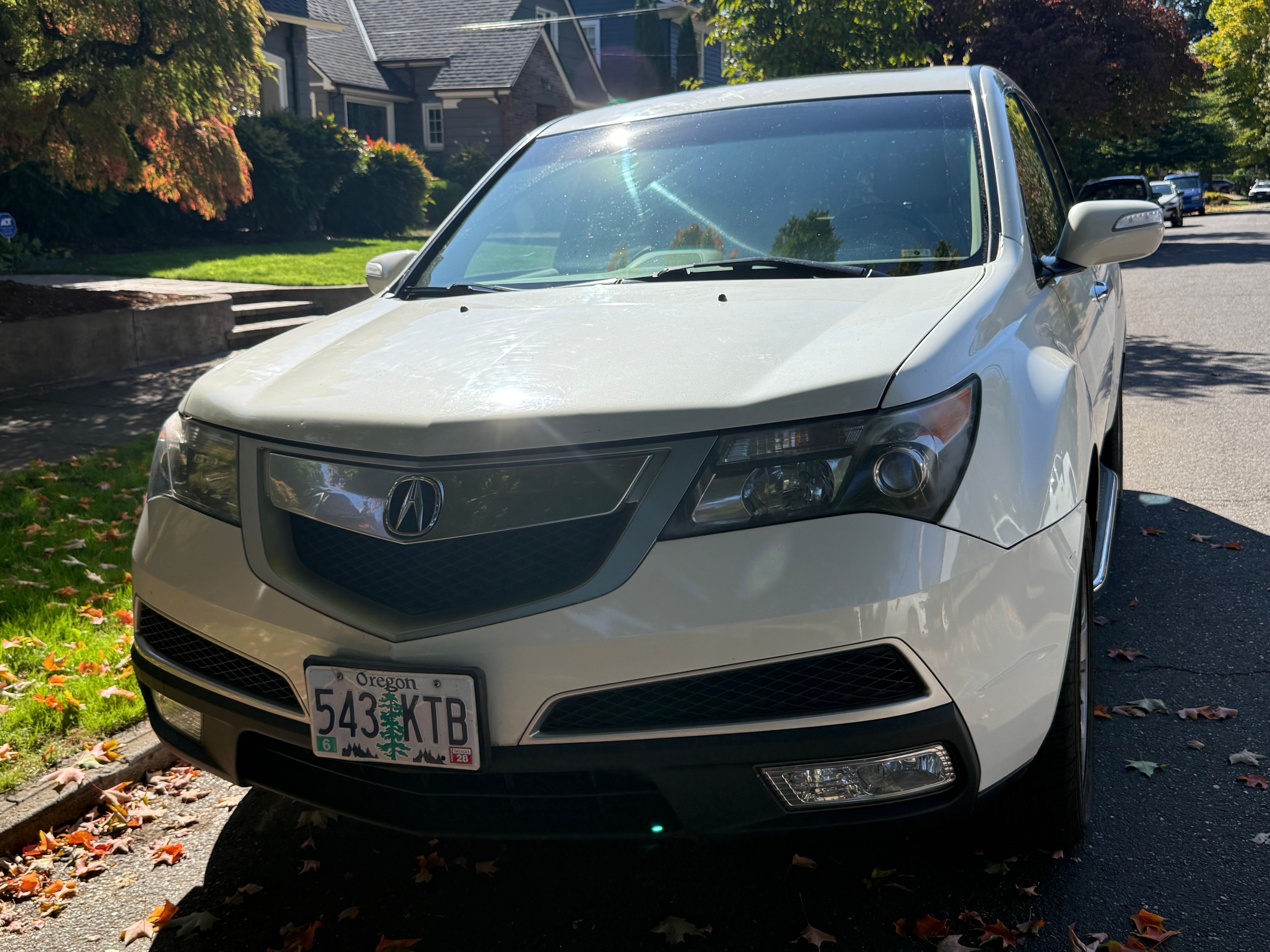 Used 2013 Acura MDX w/ Technology Package AWD/4WD image 2