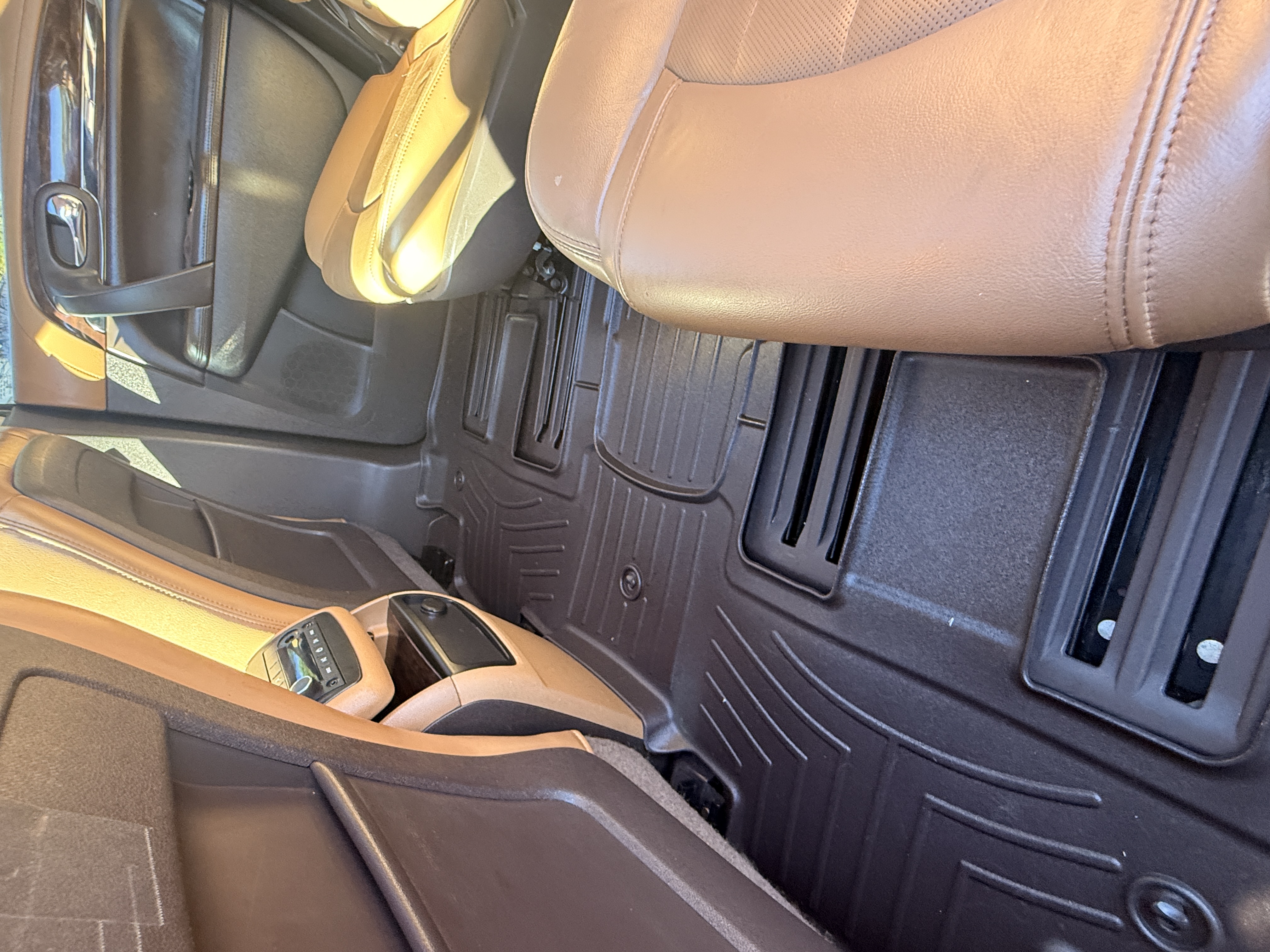 Used 2013 Buick Enclave Leather w/ Trailering Provision Package FWD image 2