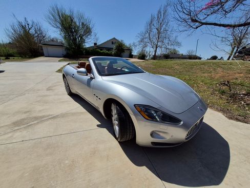 Used 2017 Maserati GranTurismo Convertible image 16