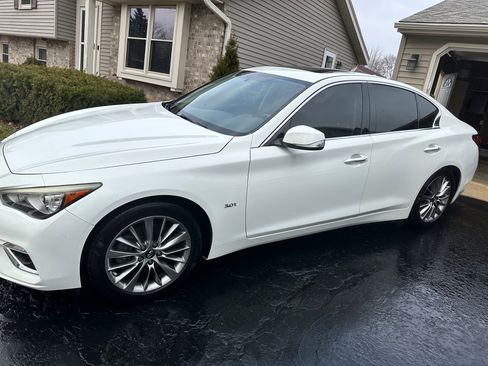 Used 2018 INFINITI Q50 Luxe image 1