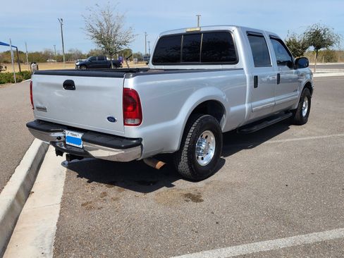 Used 2001 Ford F250 2WD Crew Cab Super Duty image 9