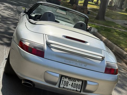 Used 2003 Porsche 911 Carrera 4 AWD/4WD image 9