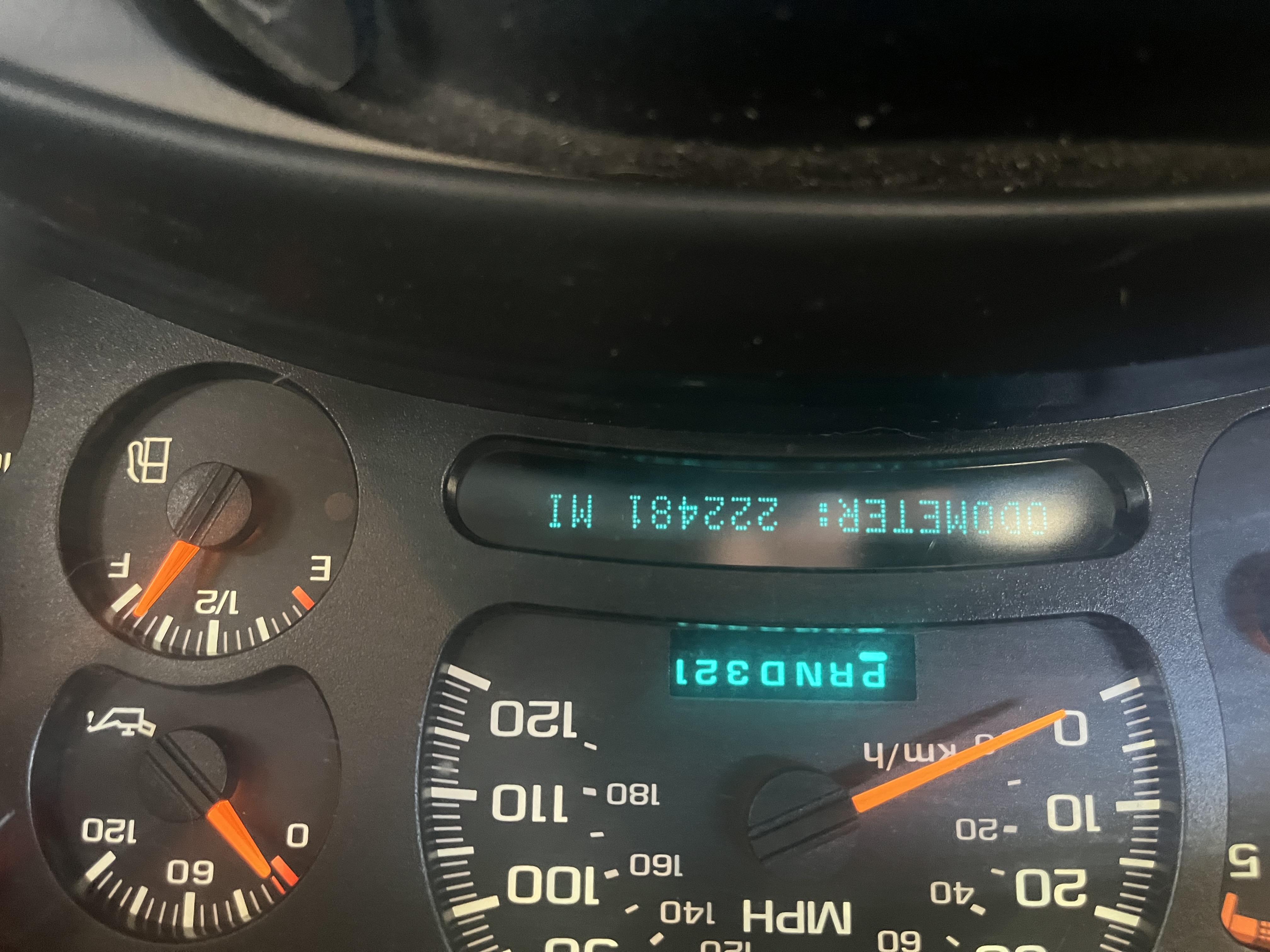 Used 2004 Chevrolet Silverado 2500 LT AWD/4WD image 11