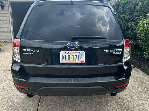 Used 2013 Subaru Forester 2.5X Limited AWD/4WD image 6