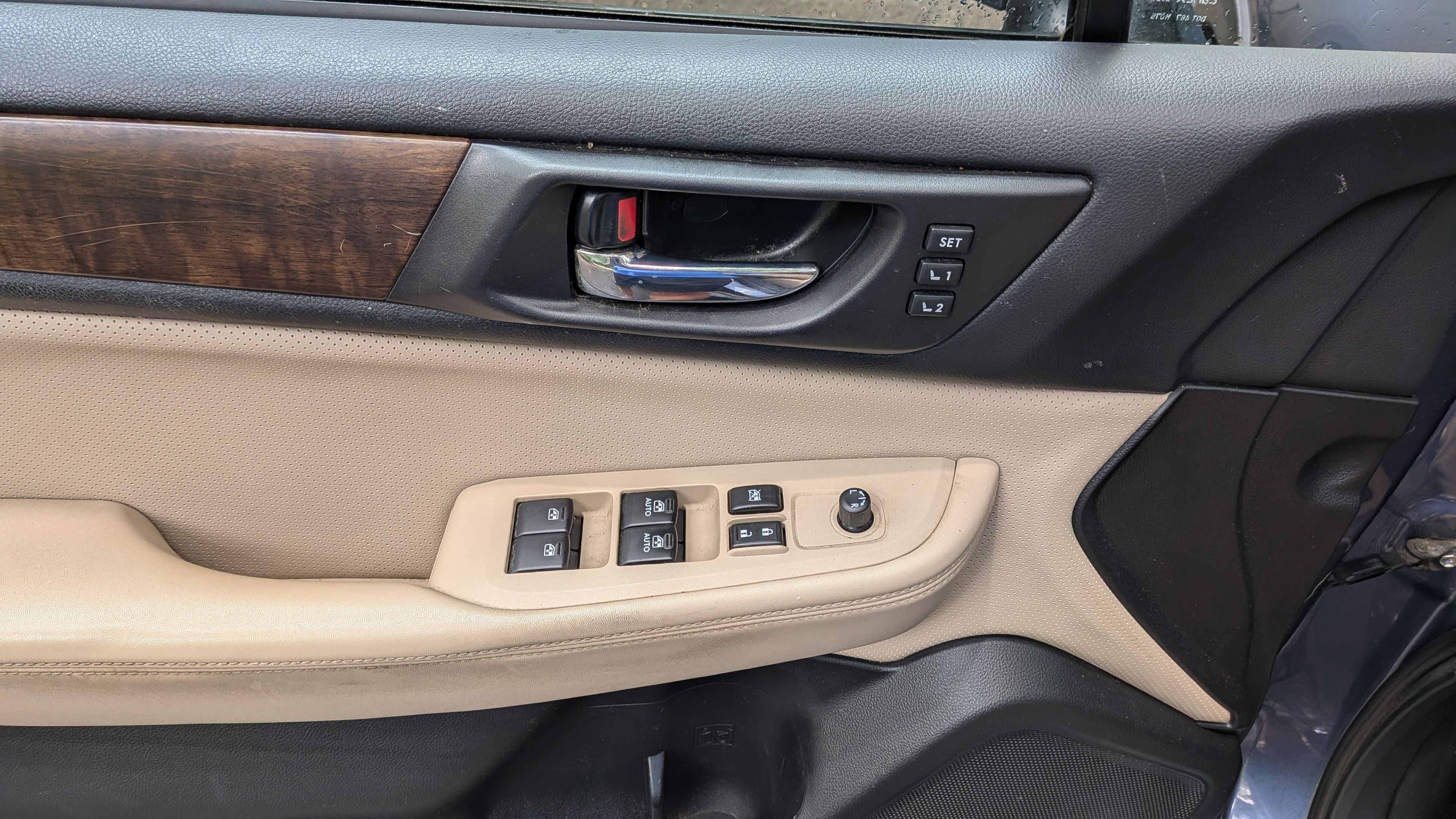 Used 2015 Subaru Outback 2.5i Limited AWD/4WD image 17
