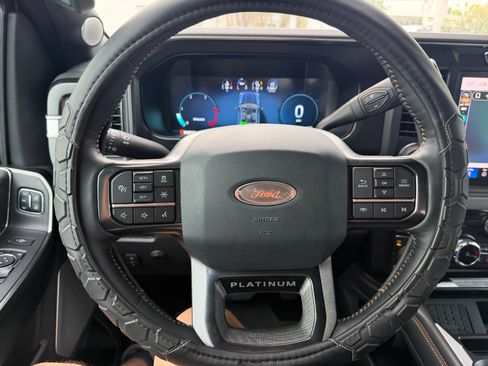 Used 2023 Ford F350 Platinum w/ FX4 Off-Road Package AWD/4WD image 4