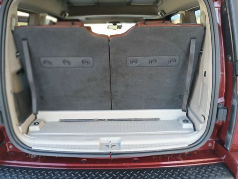 Used 2007 Jeep Commander Limited image 13