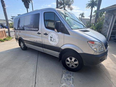 Used 2013 Mercedes-Benz Sprinter 2500 image 1