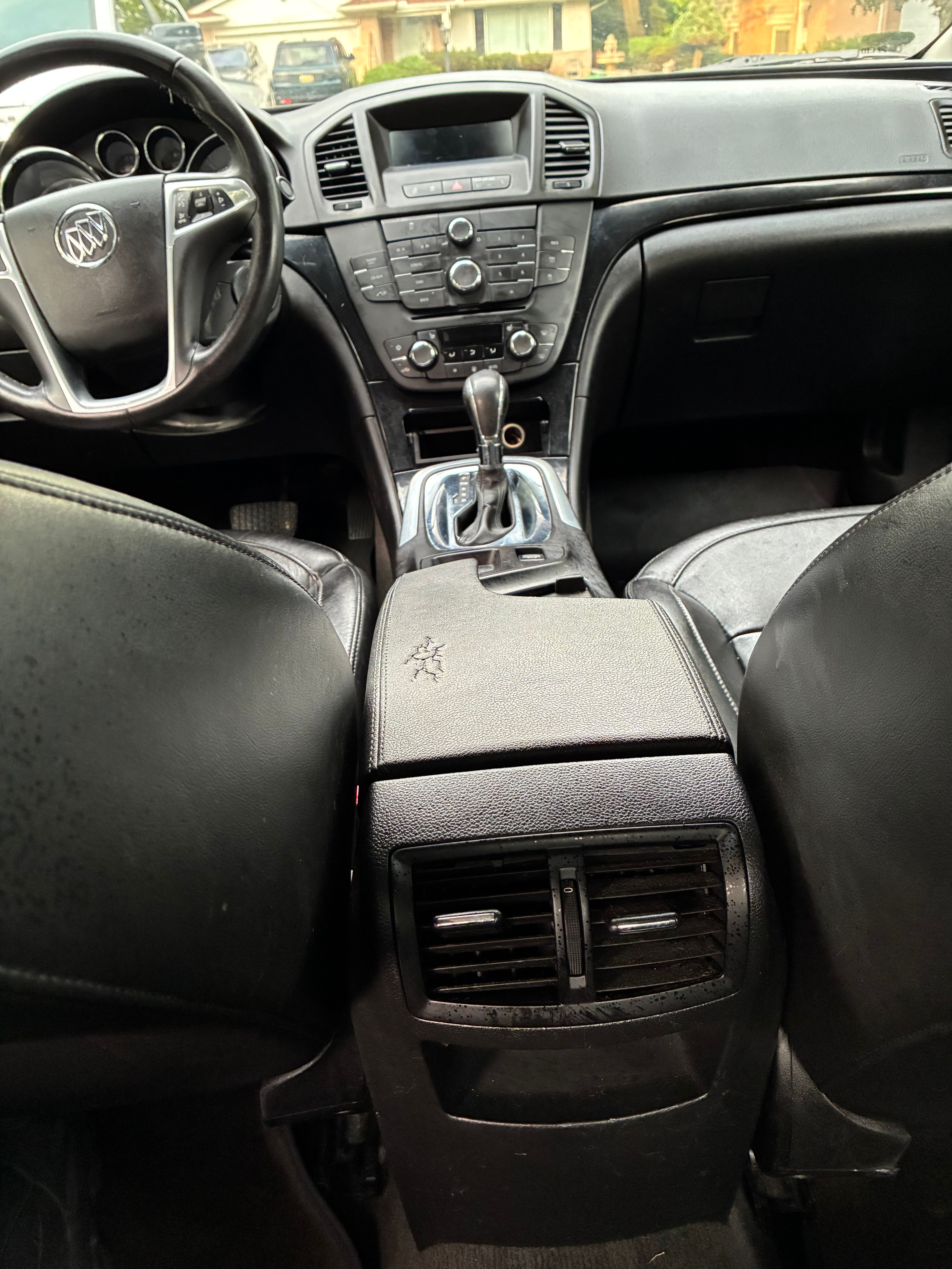 Used 2011 Buick Regal CXL FWD image 5