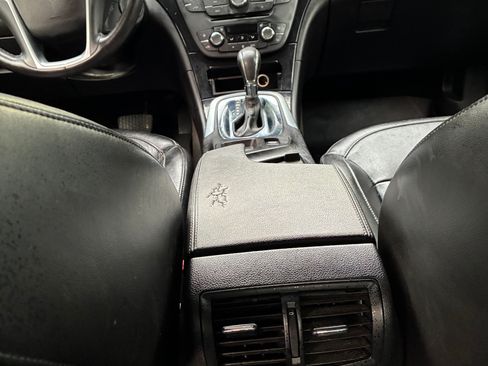 Used 2011 Buick Regal CXL FWD image 5