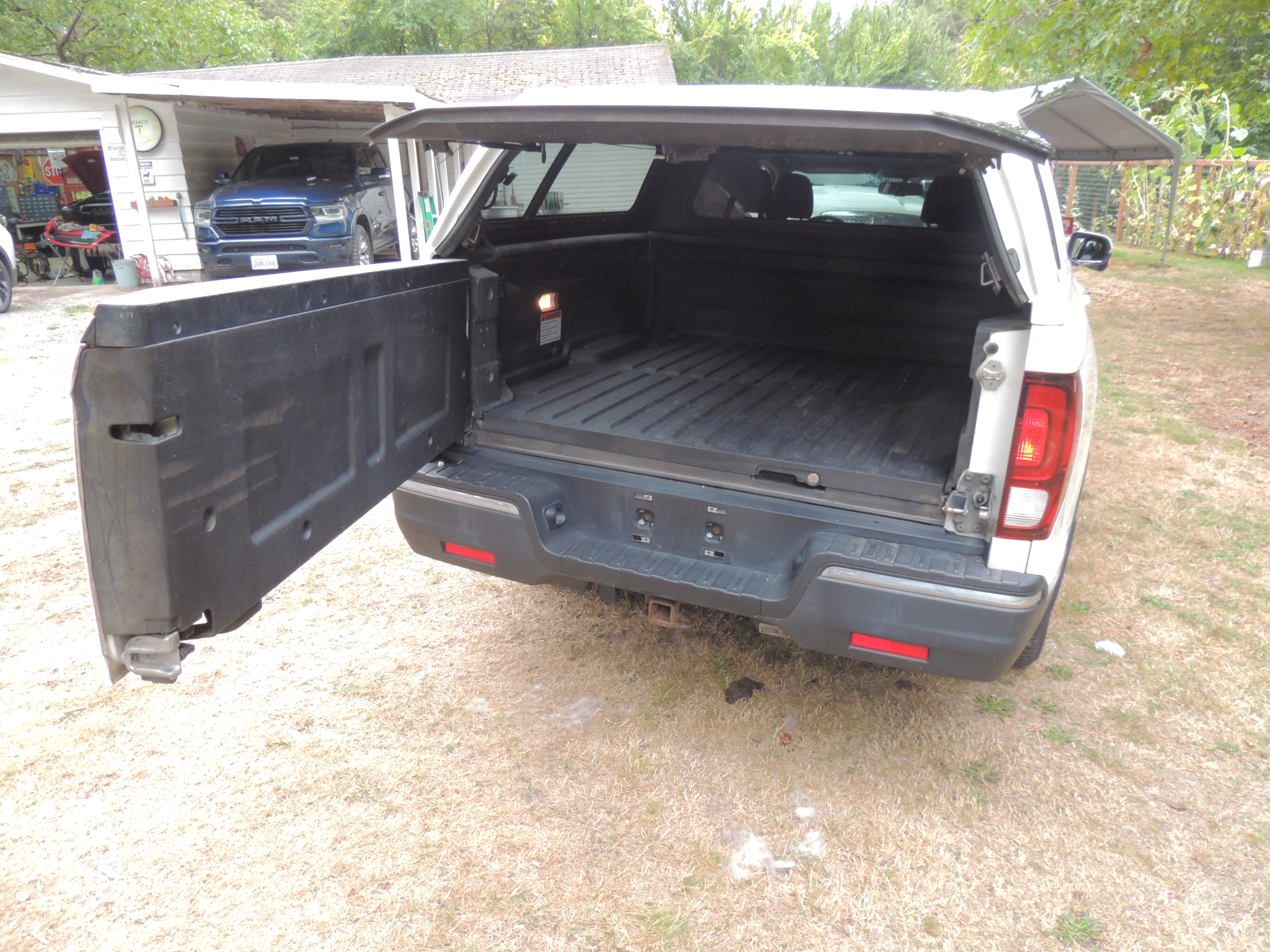 Used 2017 Honda Ridgeline RTL-T image 10