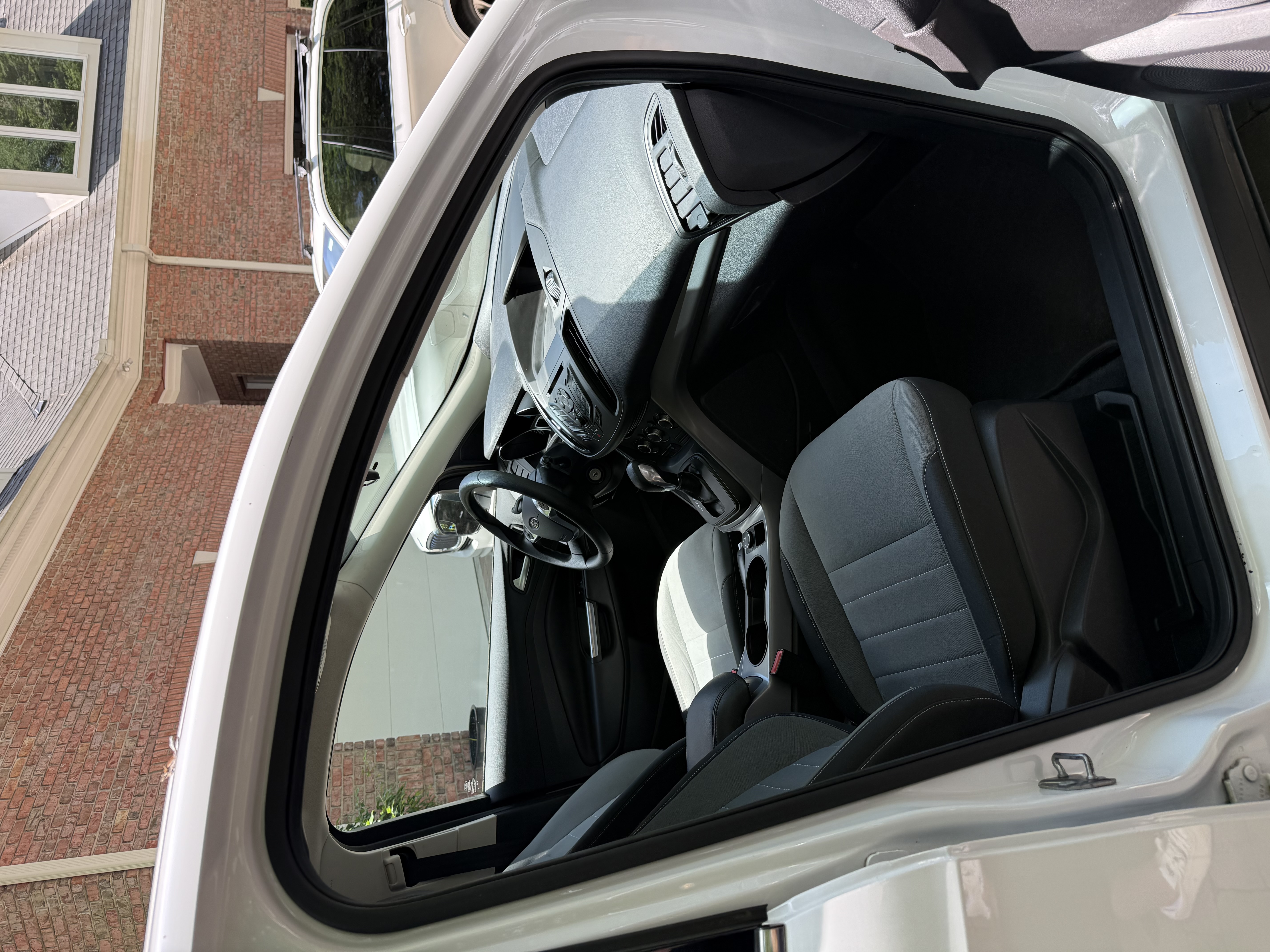 Used 2016 Ford Escape SE AWD/4WD image 5