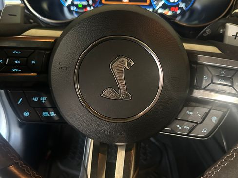 Used 2020 Ford Mustang Shelby GT500 w/ Technology Package RWD image 10