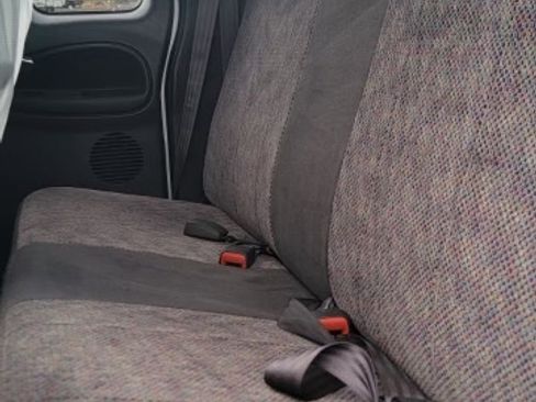 Used 2001 Dodge Ram 2500 Truck Long Bed image 13