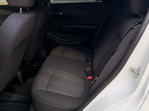Used 2015 Chevrolet Sonic LT FWD image 8