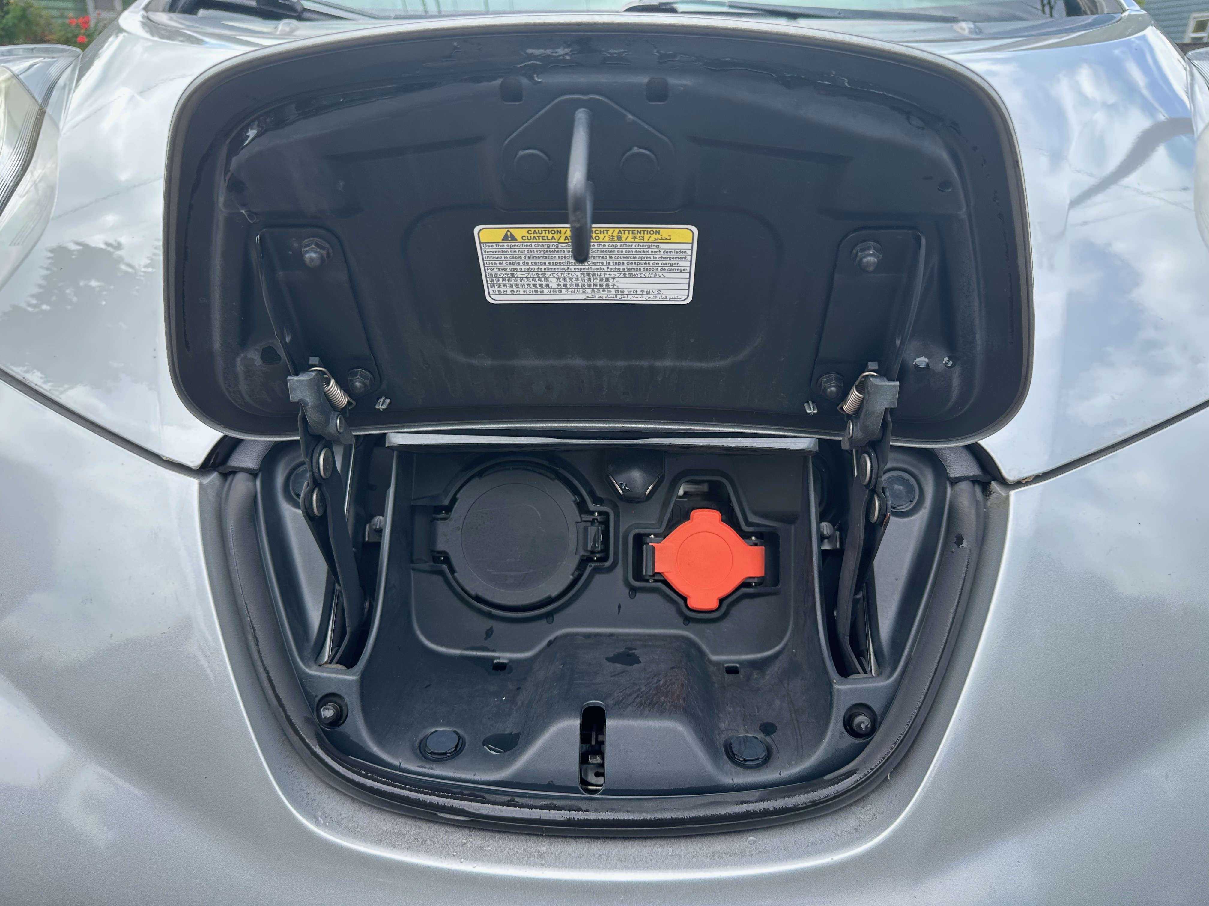 Used 2013 Nissan Leaf SV w/ LED & Quick Charge Pkg FWD image 27