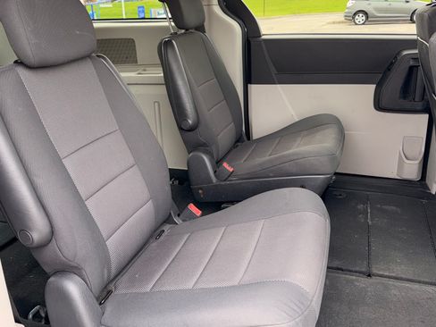 Used 2008 Dodge Grand Caravan SE w/ PWR & Remote Entry Group FWD image 12