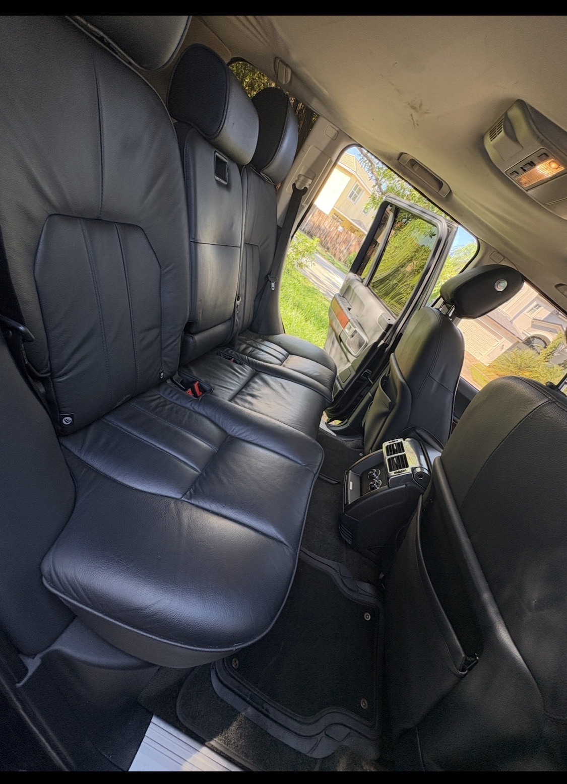 Used 2012 Land Rover Range Rover HSE AWD/4WD image 12