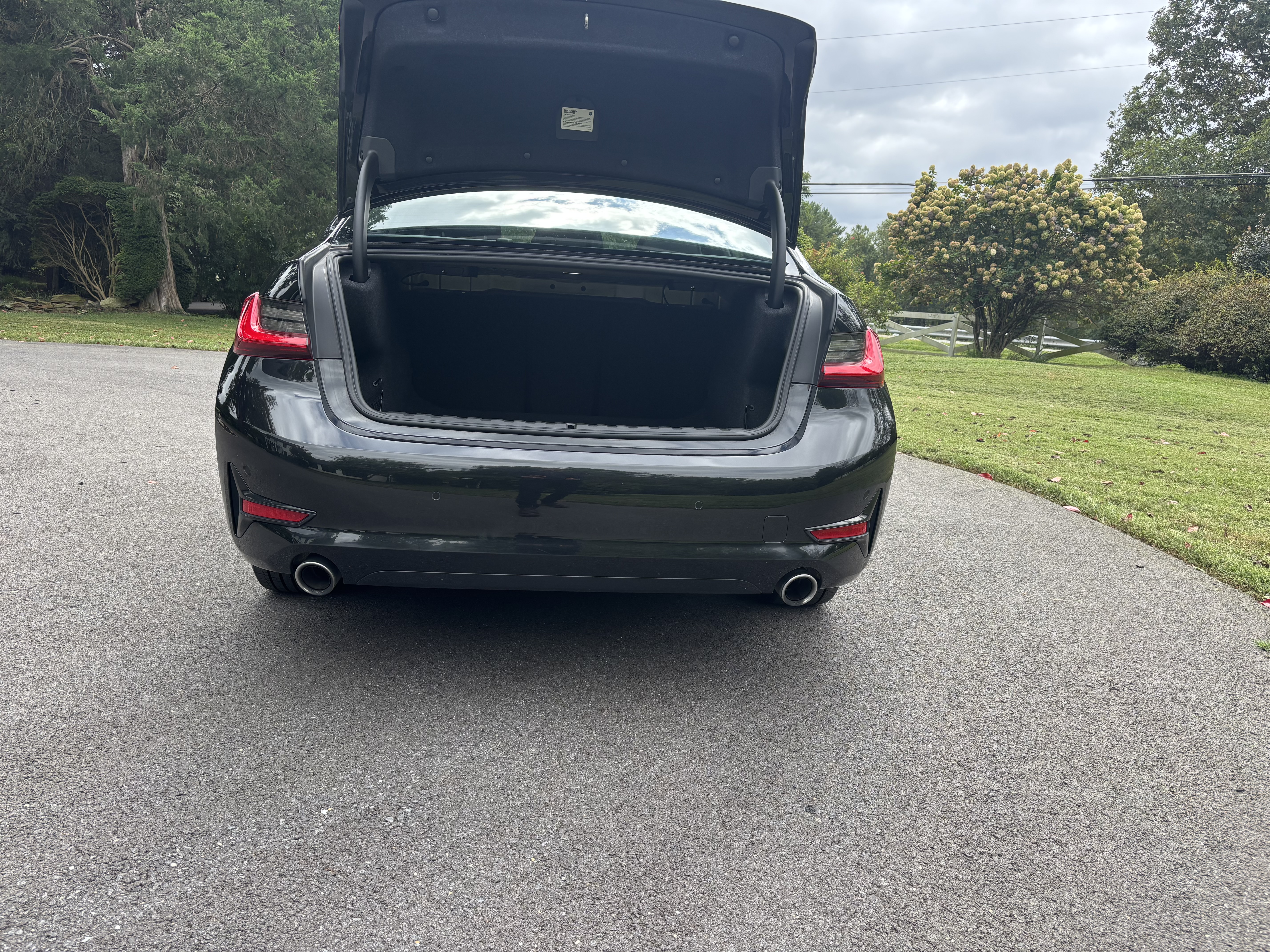 Used 2019 BMW 330i xDrive Sedan AWD/4WD image 17