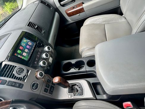 Used 2010 Toyota Sequoia Platinum AWD/4WD image 14