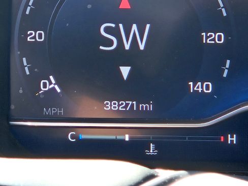 Used 2024 Chevrolet Silverado 2500 LT w/ All Star Edition image 6