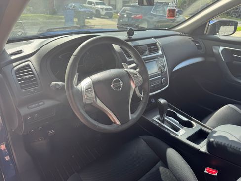 Used 2016 Nissan Altima 2.5 SR FWD image 19