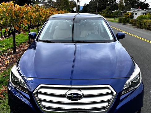 Used 2016 Subaru Legacy 3.6R Limited image 2