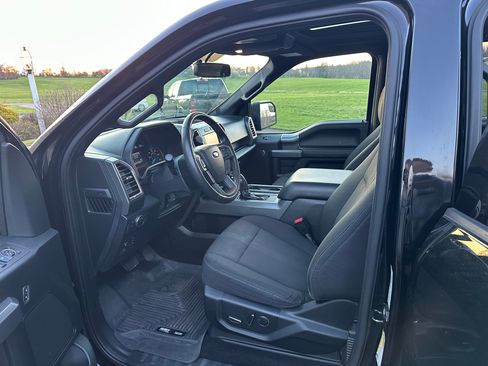 Used 2016 Ford F150 XLT w/ Equipment Group 302A Luxury image 10