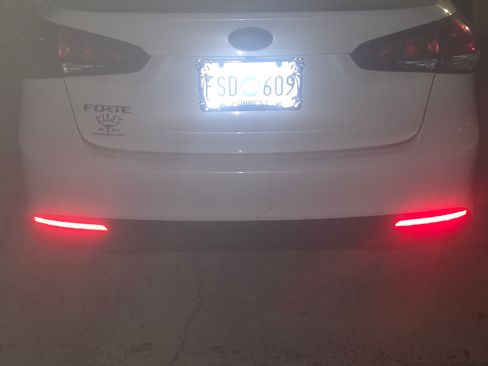 Used 2018 Kia Forte LX w/ LX Popular Package image 14