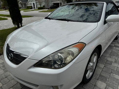 Used 2005 Toyota Solara SE image 2