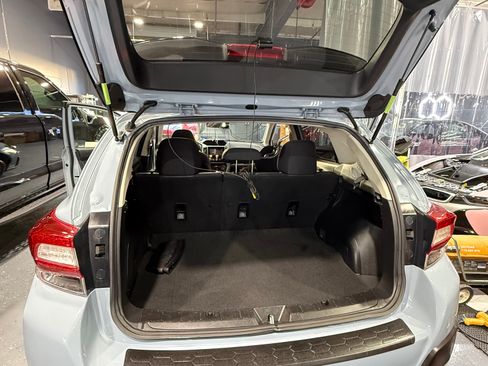 Used 2019 Subaru Crosstrek 2.0i Premium image 4