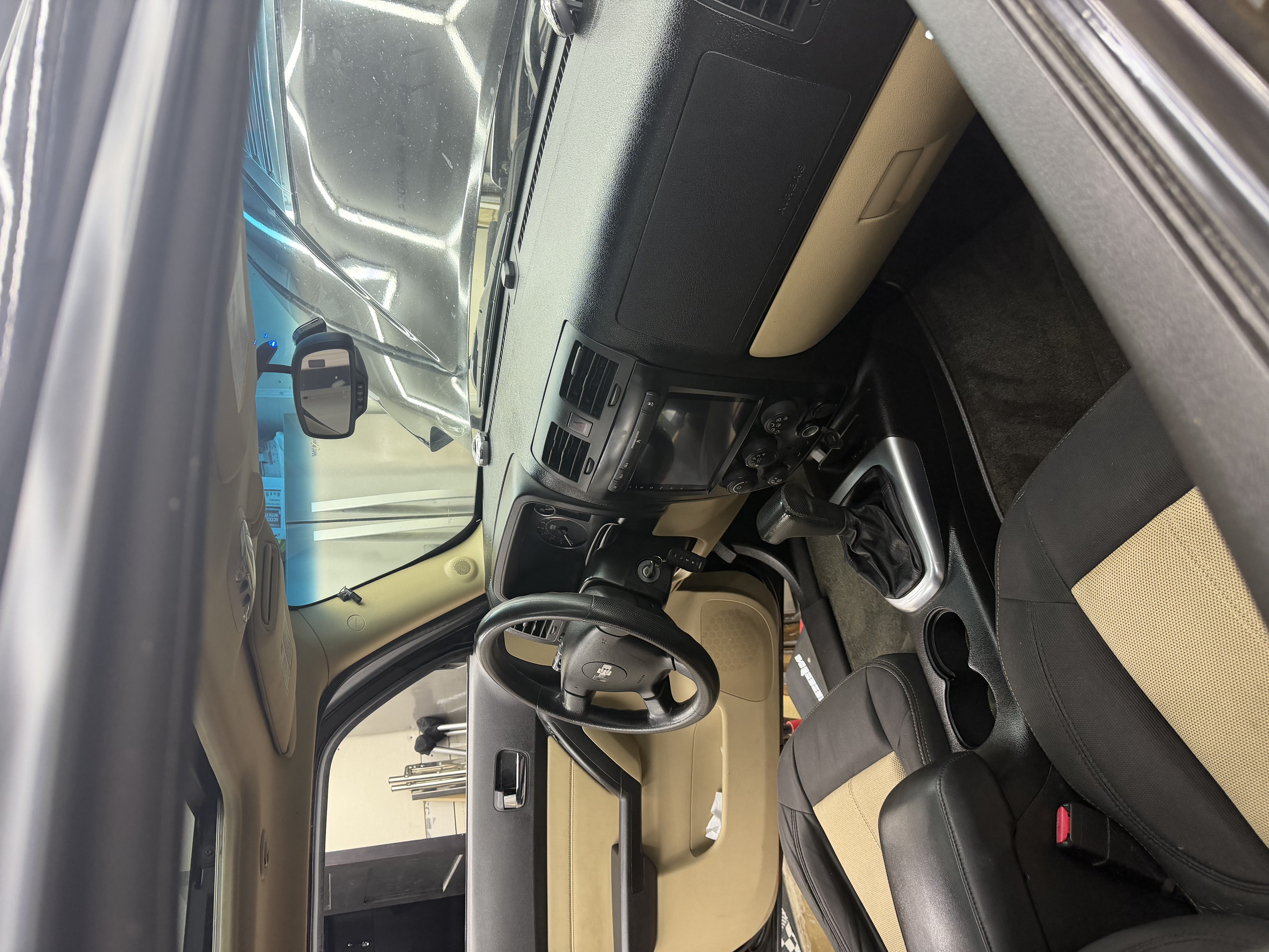 Used 2009 HUMMER H3 AWD/4WD image 5