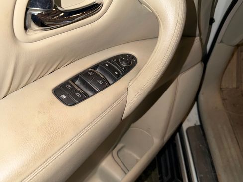 Used 2014 INFINITI QX80 2WD w/ Theater Package image 26