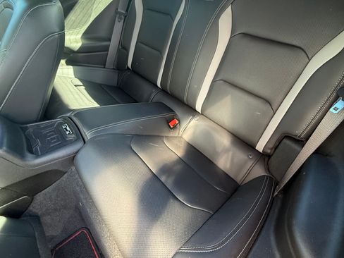 Used 2018 Chevrolet Camaro LT image 9