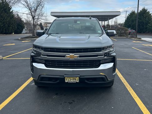 Used 2019 Chevrolet Silverado 1500 LT w/ All-Star Edition image 6
