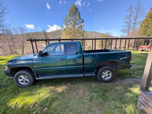 Used 1998 Dodge Ram 1500 Truck Long Bed image 4