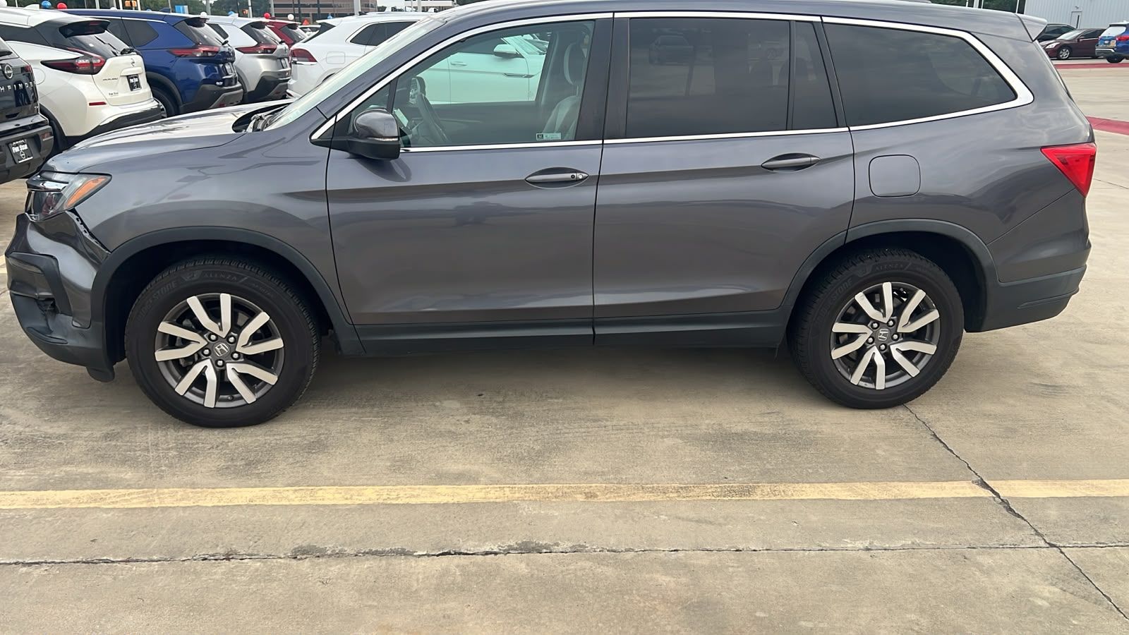 Used 2021 Honda Pilot EX image 5