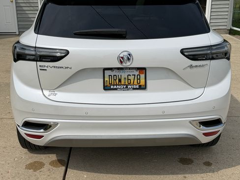 Used 2023 Buick Envision Avenir AWD/4WD image 5